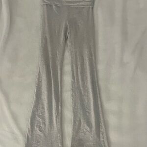 Aritzia Flared Leggings - TNA Chill